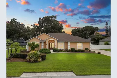 318 Hamilton Shores Drive NE, Winter Haven, FL 33881 - Photo 1