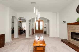 318 Hamilton Shores Dr NE, Winter Haven, FL 33881 - Photo 4