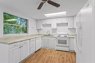 618 W Williams St, Lakeland, FL 33805 - Photo 8