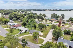 1668 Roselawn St SW, Winter Haven, FL 33880 - Photo 2