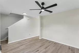 118 Violet Ct, Poinciana, FL 34759 - Photo 6