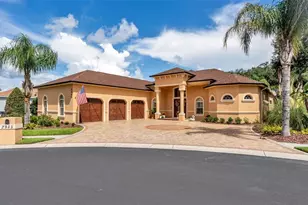 2943 Oak Tree Ln, Lakeland, FL 33810 - Photo 1