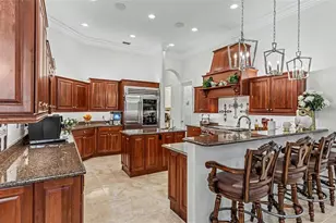 2943 Oak Tree Ln, Lakeland, FL 33810 - Photo 8