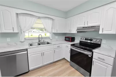 2912 Woodcrest Lane, Lakeland, FL 33805 - Photo 16
