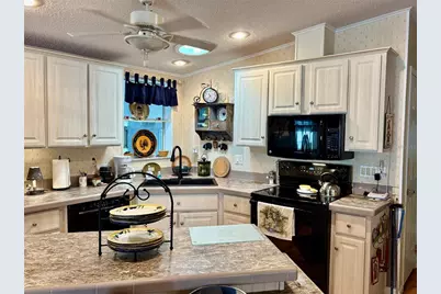 6600 Scenic Point Drive SE, Winter Haven, FL 33884 - Photo 4