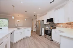 299 Travelers Creek Dr, Auburndale, FL 33823 - Photo 12