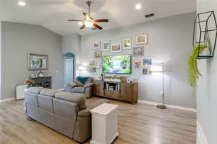 3729 Fieldstone Cir, Winter Haven, FL 33881 - Photo 8