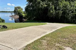 405 Valley Ct, Winter Haven, FL 33884 - Photo 88