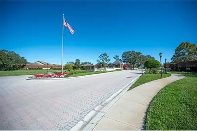 6937 Lake Eaglebrooke Drive, Lakeland, FL 33813 - Photo 2