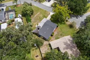 603 Hinton Crescent, Lakeland, FL 33803 - Photo 34