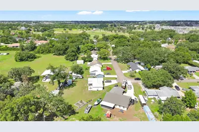 3527 Christina Groves Circle S, Lakeland, FL 33813 - Photo 38