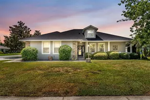 145 Winona Cir, Auburndale, FL 33823 - Photo 1