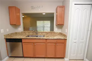 5405 Limestone Ln, Lakeland, FL 33809 - Photo 8