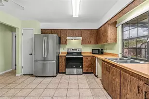 2236 Country Loop N, Lakeland, FL 33811 - Photo 14