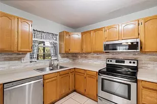 288 Cherry Laurel Ln, Winter Haven, FL 33880 - Photo 16