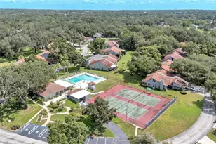6627 Sweetbriar Ln, Lakeland, FL 33813 - Photo 44