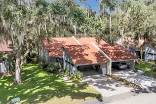 6627 Sweetbriar Ln, Lakeland, FL 33813 - Photo 2