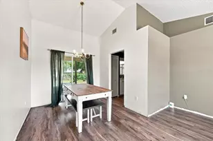 3744 Paula Ct, Lakeland, FL 33812 - Photo 8