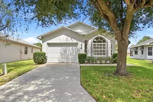 619 Cockatoo Loop, Lakeland, FL 33809 - Photo 2