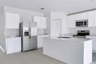 2406 McKinley Dr, Lake Wales, FL 33853 - Photo 4