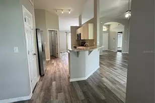 5619 Fischer Dr, Lakeland, FL 33812 - Photo 6