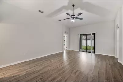 7019 Heatherbrook Drive, Lakeland, FL 33809 - Photo 12