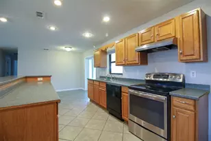 5619 6th St SE, Highland City, FL 33846 - Photo 12
