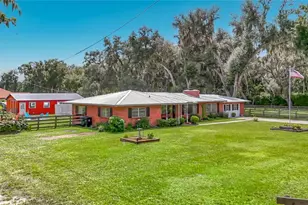 1644 W Socrum Loop Rd, Lakeland, FL 33810 - Photo 4
