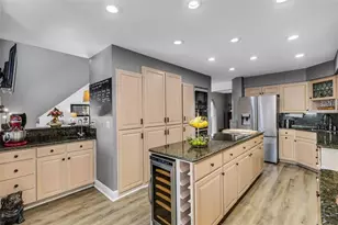 6054 Cricket Dr, Lakeland, FL 33813 - Photo 8