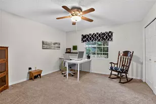 1221 E Edgewood Dr, Lakeland, FL 33803 - Photo 34
