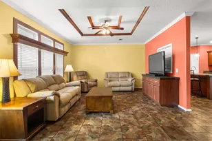 2211 Pioneer Dr, Lakeland, FL 33809 - Photo 8