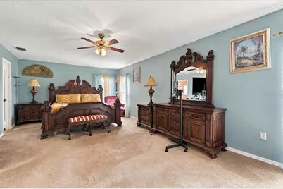 7517 Hunters Greene Circle, Lakeland, FL 33810 - Photo 12