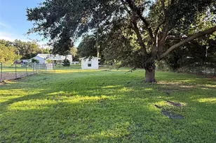 1978 Wooten Rd, Dover, FL 33527 - Photo 12