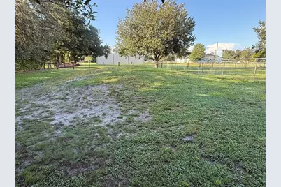 1978 Wooten Road, Dover, FL 33527 - Photo 10