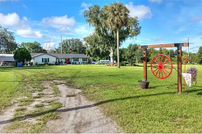 4220 Howell Lane, Mulberry, FL 33860 - Photo 2