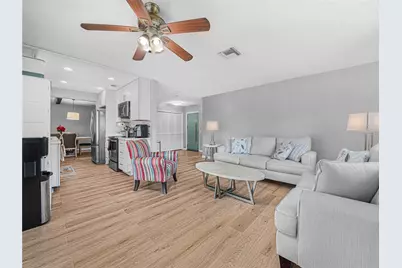 437 Broward Terrace, Winter Haven, FL 33884 - Photo 2