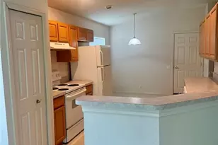 2021 Sweetfern Pl, Lakeland, FL 33810 - Photo 4