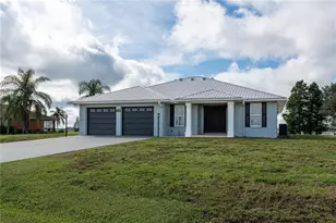 7884 N Lake Buffum Shores Rd, Fort Meade, FL 33841 - Photo 1