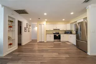 5722 Antler Trail, Lakeland, FL 33811 - Photo 4