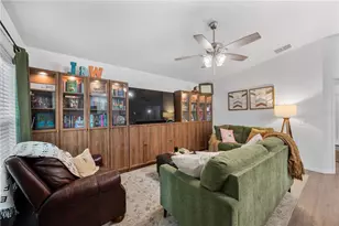 1200 33rd St NW, Winter Haven, FL 33881 - Photo 4