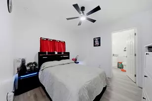 10124 N Hyacinth Ave, Tampa, FL 33612 - Photo 26