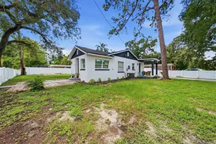 10124 N Hyacinth Ave, Tampa, FL 33612 - Photo 1