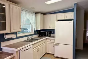6107 Grand Oaks Dr SE, Winter Haven, FL 33884 - Photo 14