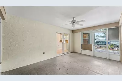5835 Daughtery Downs Loop, Lakeland, FL 33809 - Photo 22