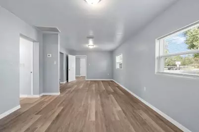 515 S Charleston Avenue, Fort Meade, FL 33841 - Photo 8