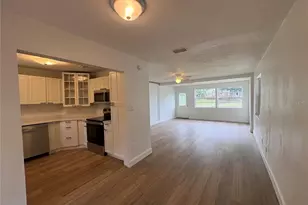 2412 Derbyshire Ave, Lakeland, FL 33803 - Photo 4