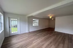 2412 Derbyshire Ave, Lakeland, FL 33803 - Photo 2