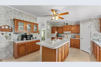 11457 N Linda Marie Terrace, Dunnellon, FL 34433 - Photo 14