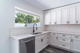1558 Drexel Ave NE, Winter Haven, FL 33881 - Photo 8