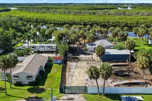 102 Trouve Ln, Ruskin, FL 33570 - Photo 2